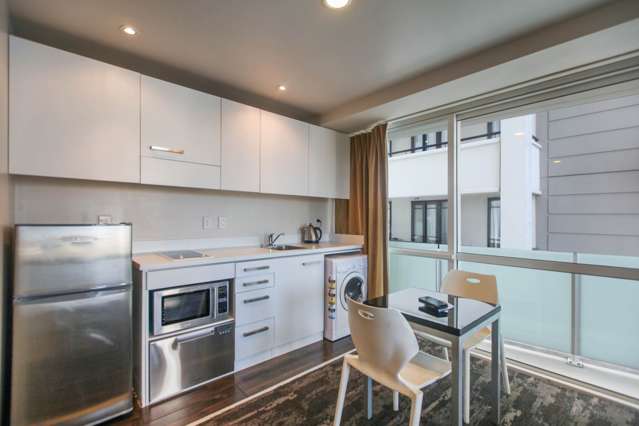 1403/10 Waterloo Quadrant Auckland Central_3