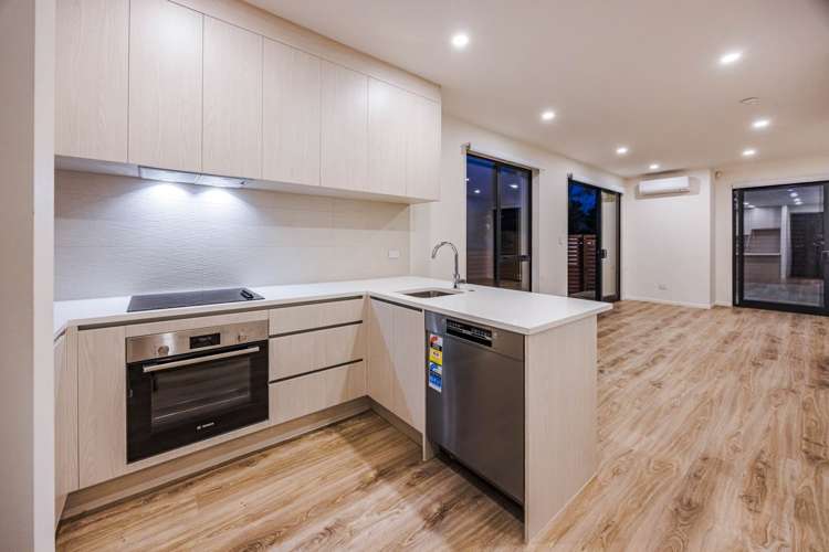Lots 1-5/38 Cascades Road Pakuranga Heights_5