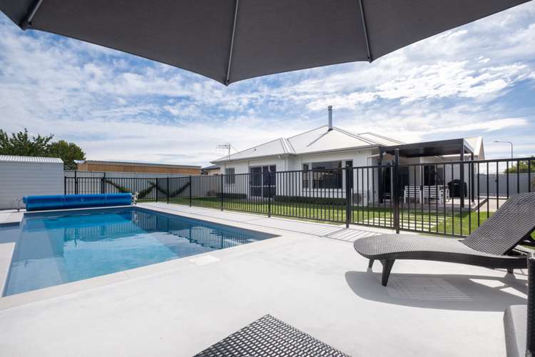 10 Donald Place Frimley_19