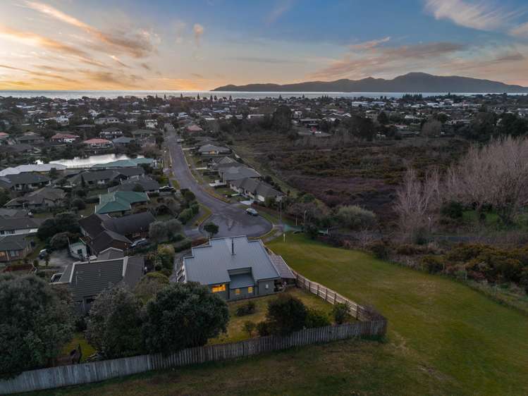 42 Harry Shaw Way Raumati South_21