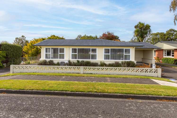 82 Guy Street Dannevirke_26