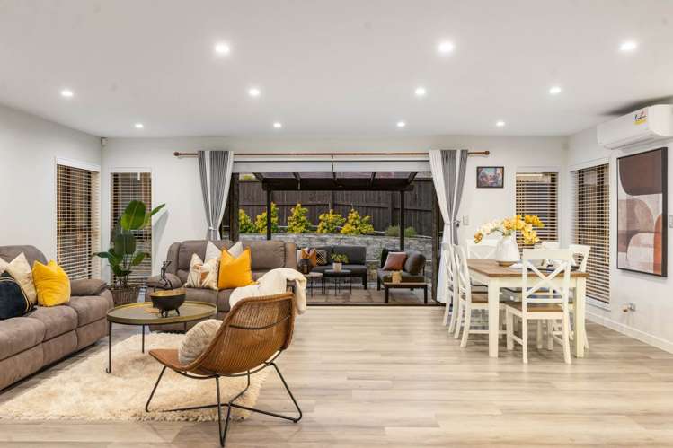 1 Arataki Views Way Glen Eden_5