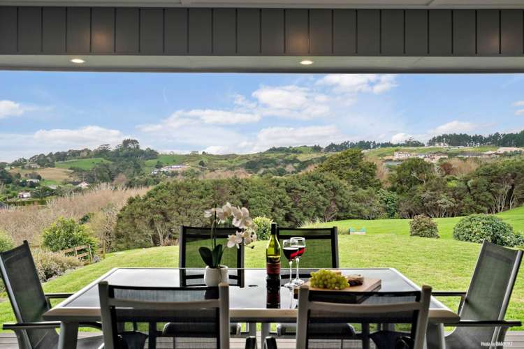 49 Sovereign Street Flat Bush_1