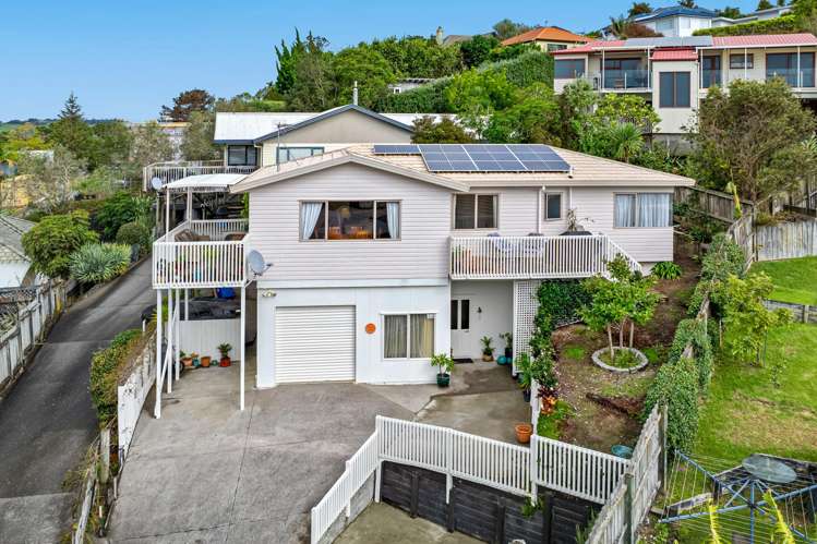 21 Kestrel Heights Arkles Bay_12