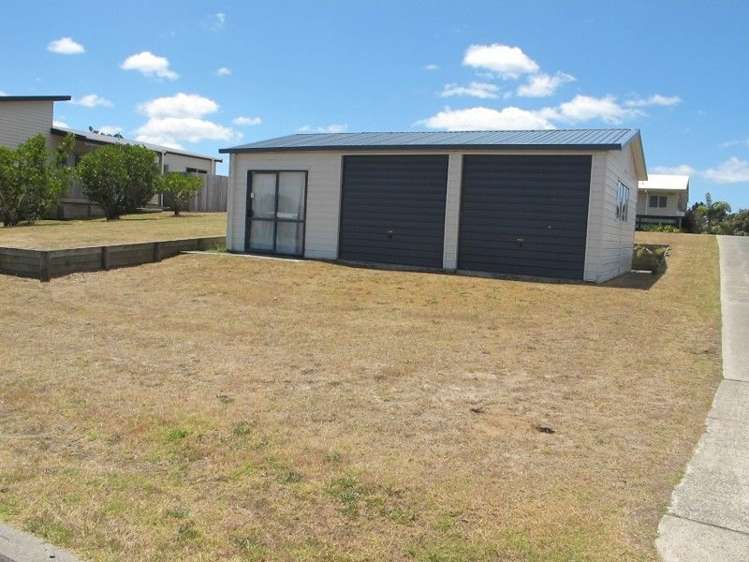 155 The Fairway Matarangi_6