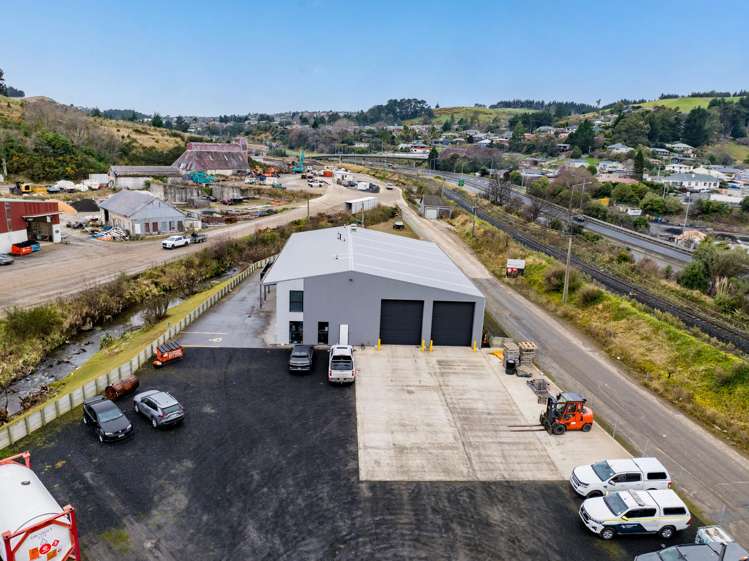 28 Boomer Street Green Island_24