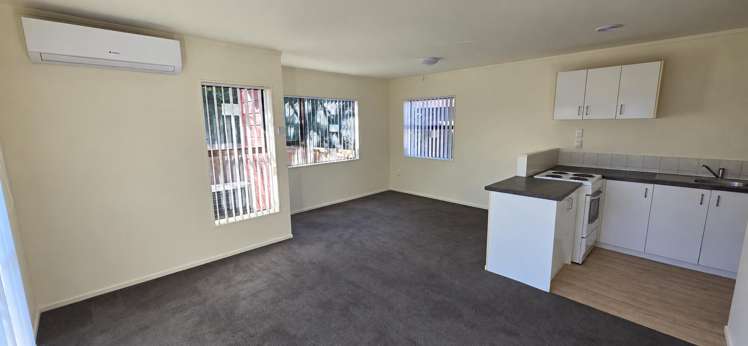 2/123 East Tamaki Road Papatoetoe_1