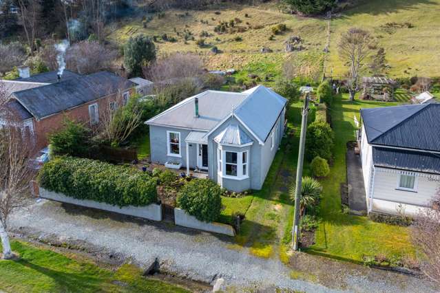 Quirky affordable character villa