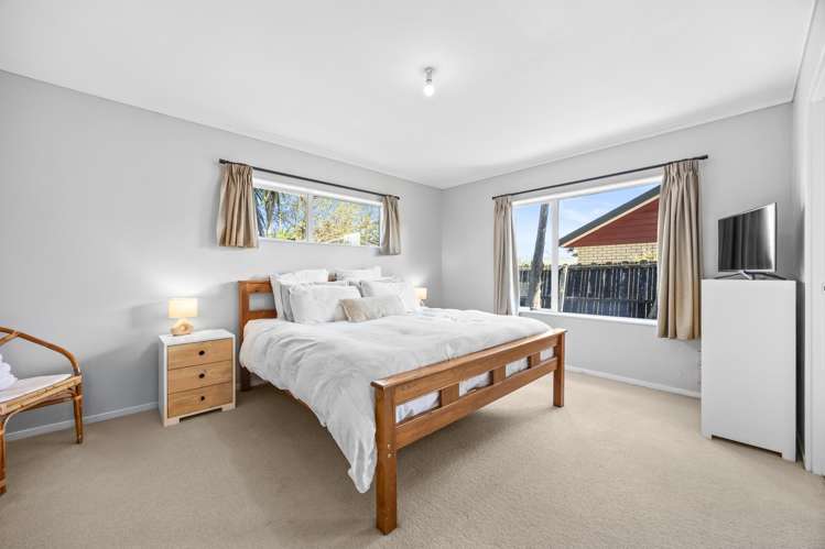 10 Davington Way Pakuranga Heights_13