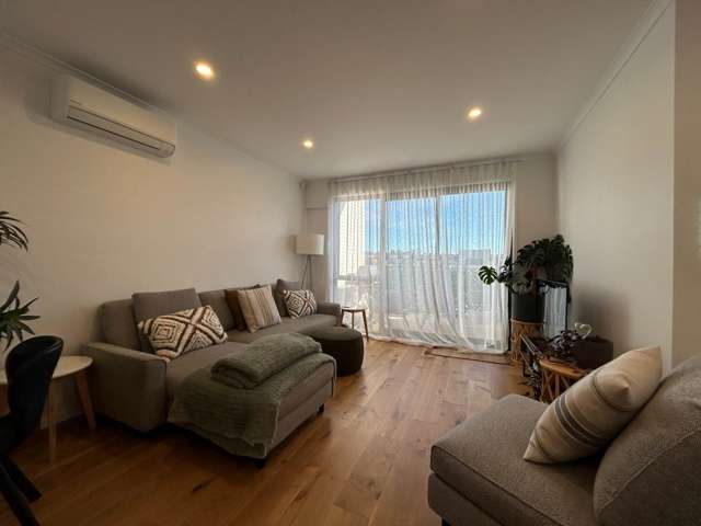 8/2 Pohatu Lane Saint Johns_1