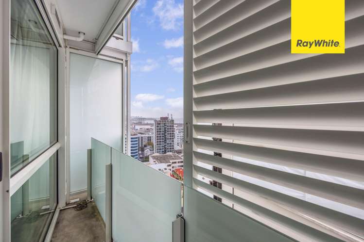 1702/10 Waterloo Quadrant Auckland Central_7