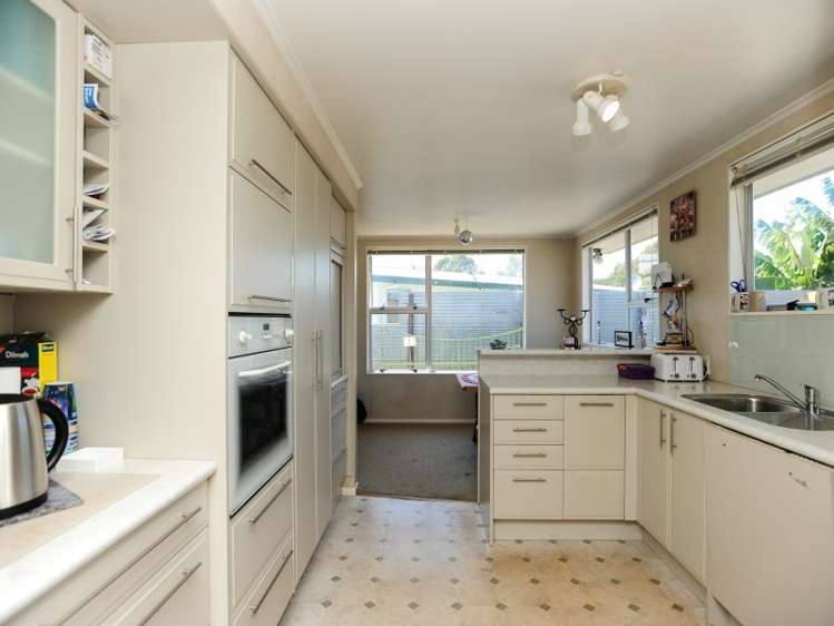 30 Cortes Crescent 10480_1