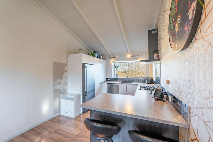 44 Barnes Street Glenwood_4
