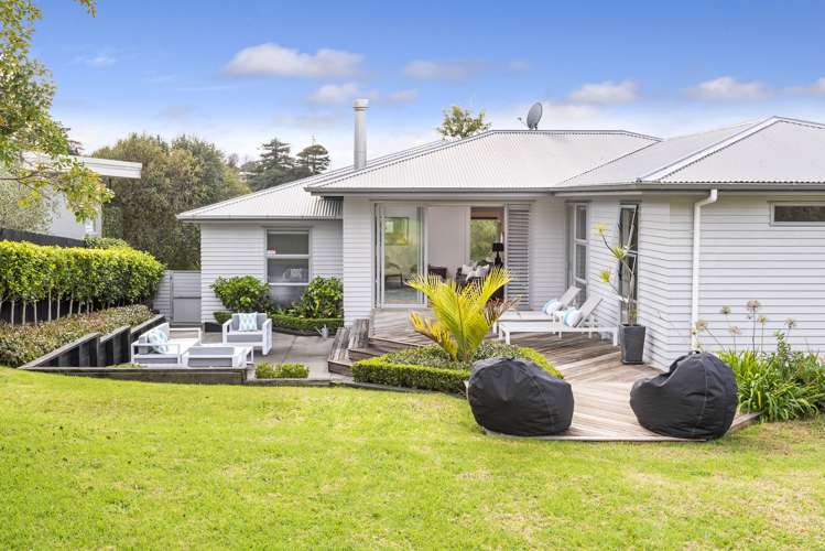 21 Montgomery Crescent Cockle Bay_18