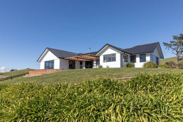 14 Centre Road, R D 7 Dannevirke_4