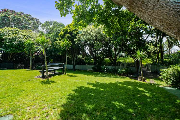 54 King Street Opunake_12