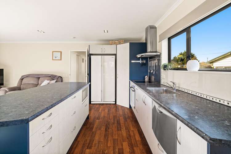 77 Beach Street Waikouaiti_4