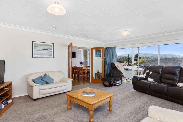 127 Easther Crescent Kew_19