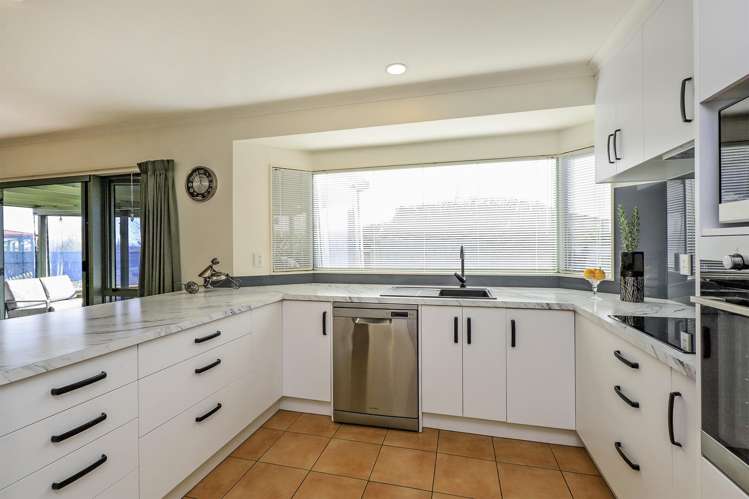 13 Woodlands Drive_4