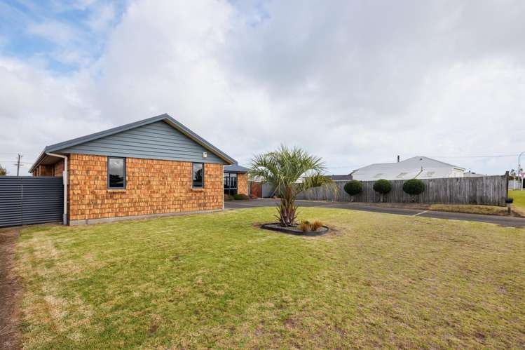 64 Andrews Street Foxton Beach_23
