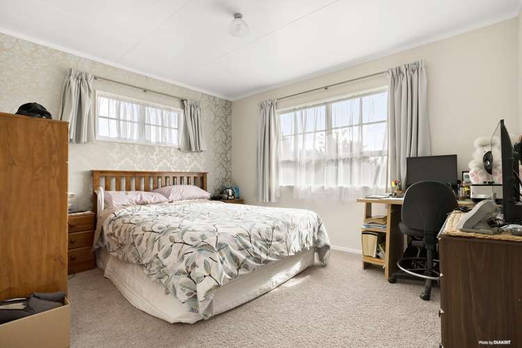 18a Ridgeway Place Glenview_8