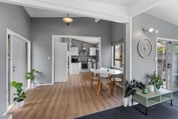 48 Campbell Avenue_4