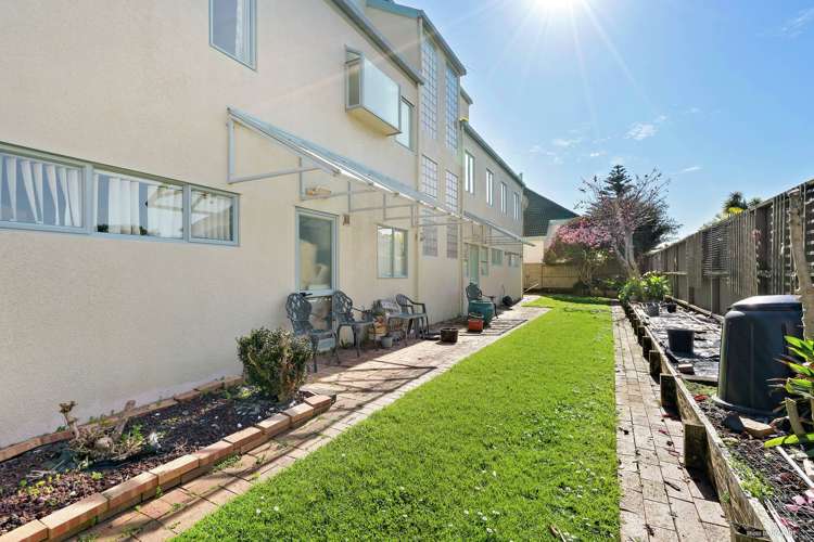 27b The Parade Bucklands Beach_14