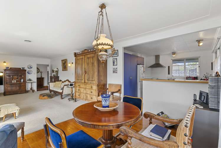 34 Centreway Road Orewa_7