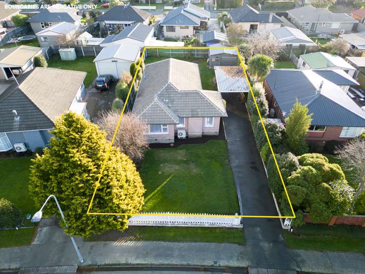 22 Dunstan Crescent Hornby_17