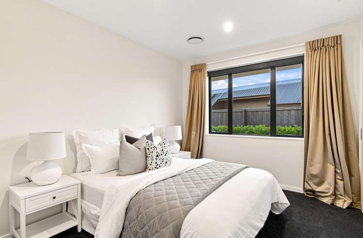 56 Carnaveron Drive Lincoln_14