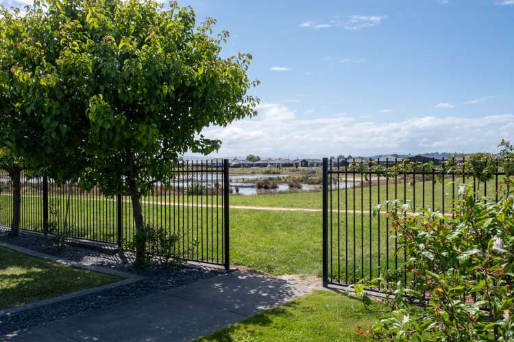 20 Aparima Place Awatoto_19