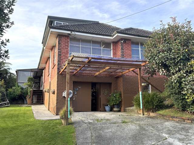 SOLID, ELEVATED FAMILY HOME ON HIGH STREET