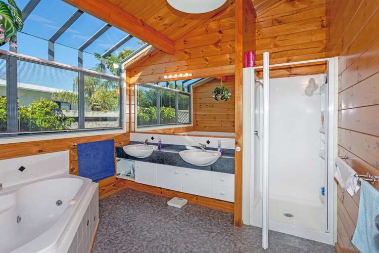 16 Pleasant Place Pauanui_15