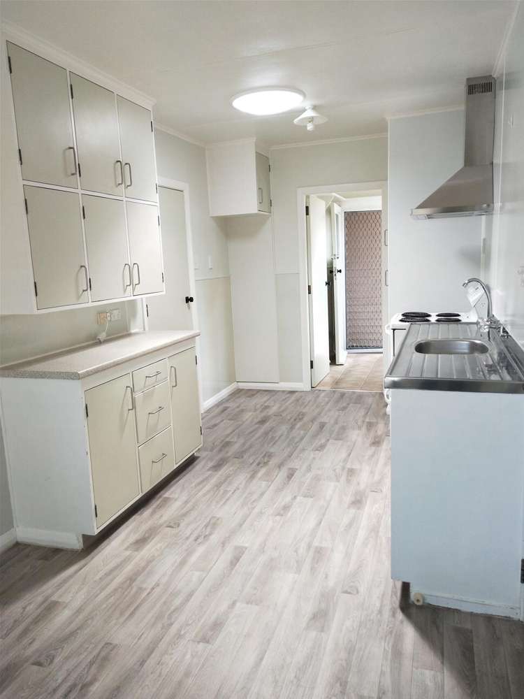 11 Kelkirk Street Kelston_6