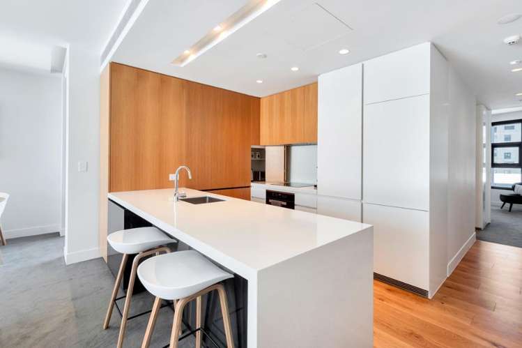 301/134 Halsey Street 500164_5