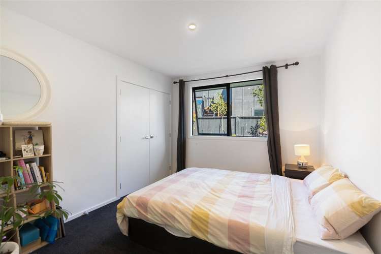 17 Sandford Terrace Lower Shotover_19