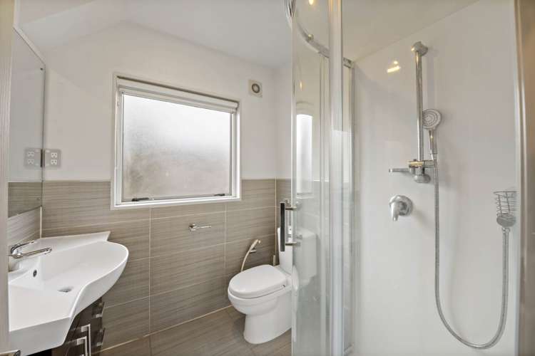 2A Afton Place Ranui_12