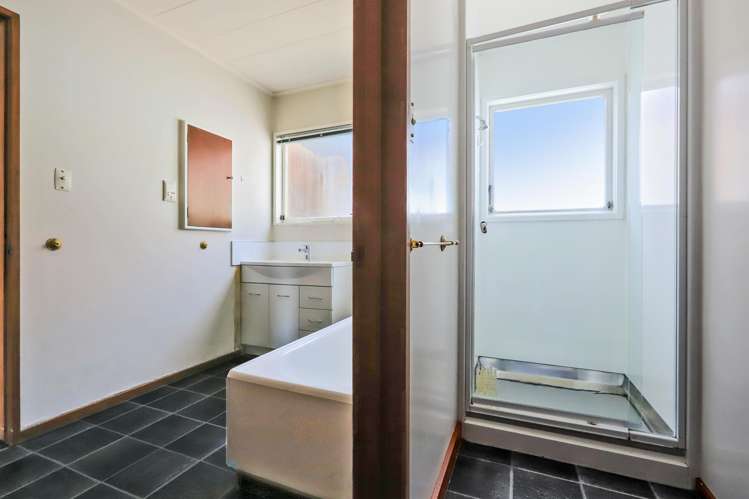 124 Flaxmere Avenue Flaxmere_9