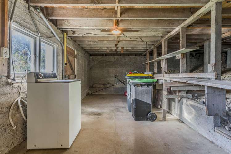 23 Riselaw Road Calton Hill_13