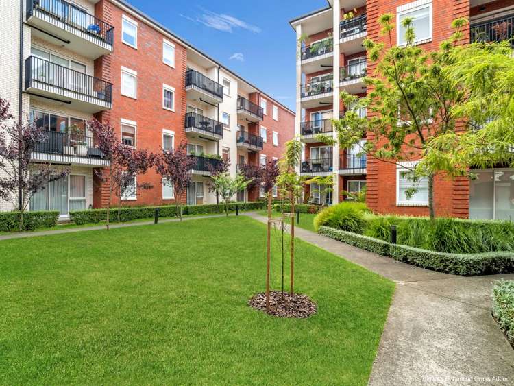 203/1B Soljak Place Mount Albert_17