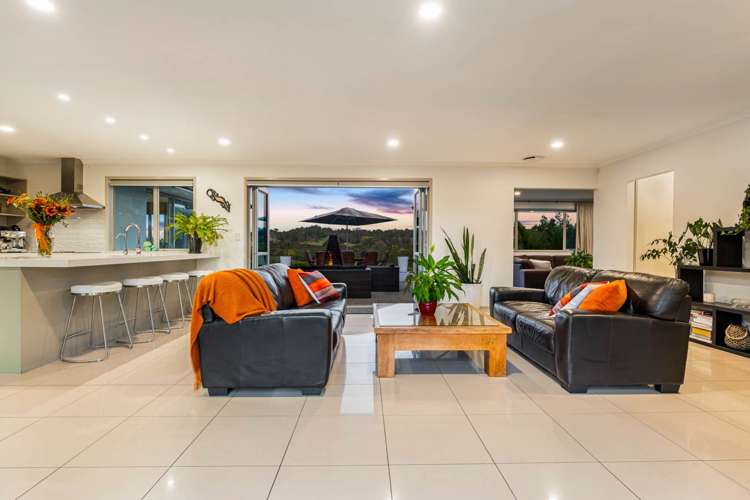 466 Whitehills Road_4