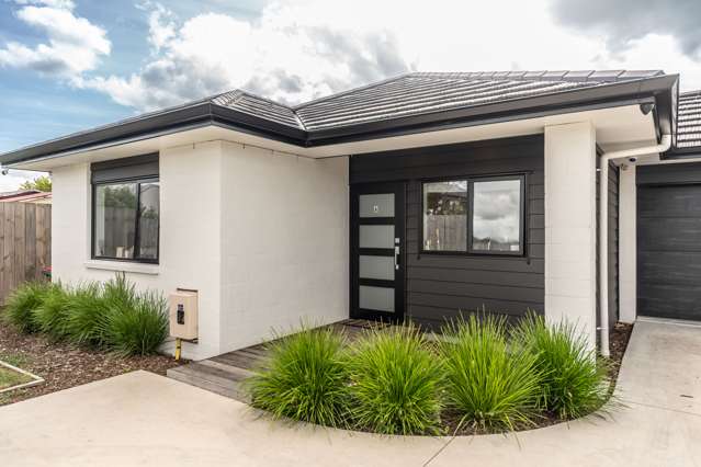 1/142 Rifle Range Road Dinsdale_1