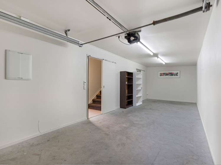 57/21 Hunters Park Dr Three Kings_27