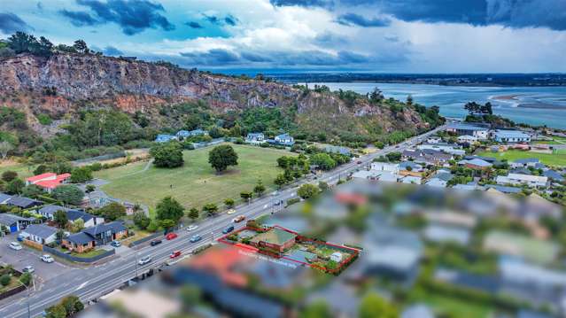 53 Main Road Redcliffs_1