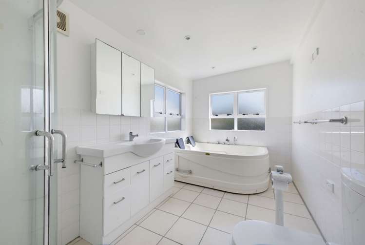 67 Broadway Waitara_19