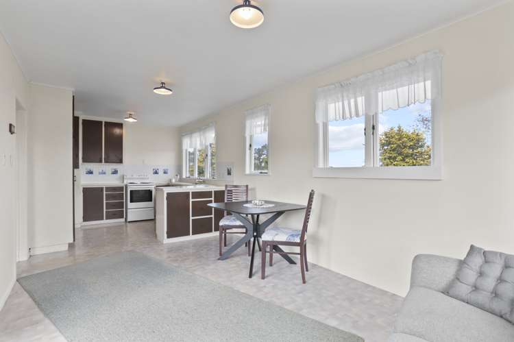 15 Chorley Avenue Massey_10