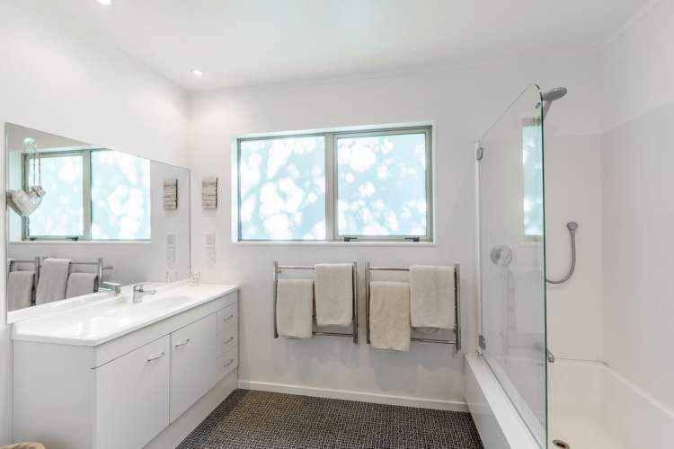 21a Jeep Road Raumati South_19