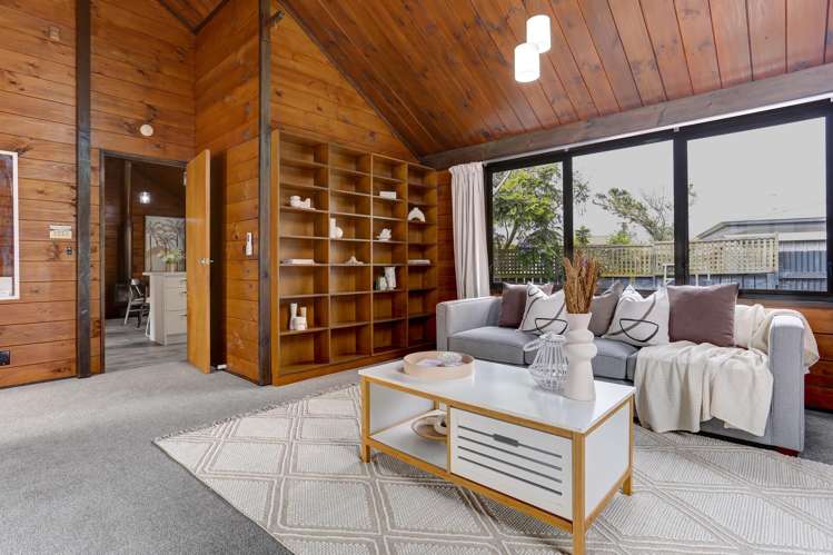 59 Exeter Crescent Springvale_8