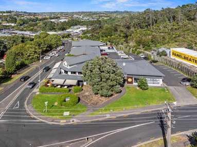 Unit 2/23 Wainui Road_4