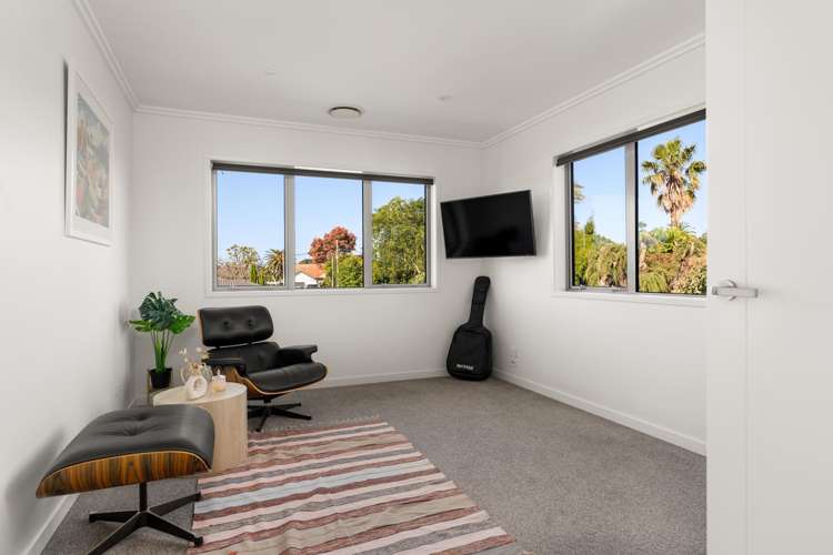 62 Sixteenth Avenue Avenues_13